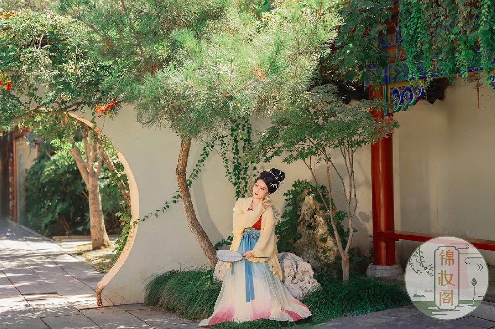 开封天波杨府宋制汉服拍摄