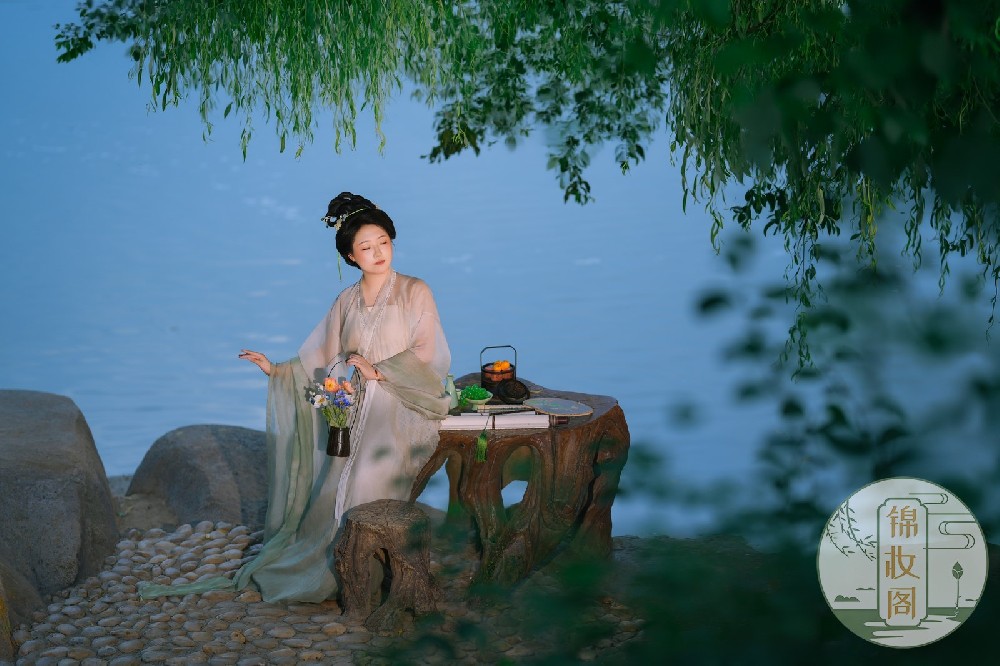开封翰园碑林宋制汉服拍摄
